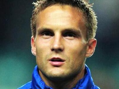 Στα "κοκκινόμαυρα" ο διεθνής Ε...