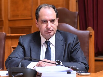 Χρήστος Σπίρτζης: Να υποβάλουν πόθεν έσχ...