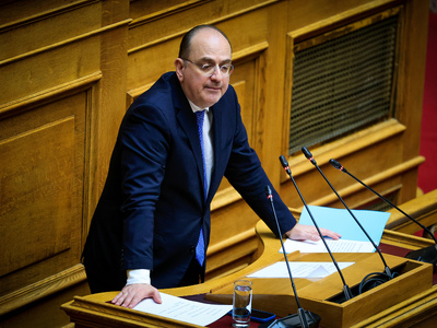 Μακάριος Λαζαρίδης: Ποιος είναι ο νέος υ...