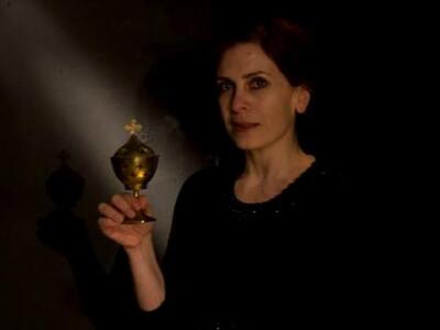 Αίγιο: "Η πόρνη από πάνω" με τ...