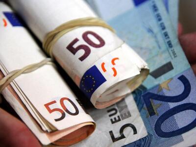 850 εκ. ευρώ επέστρεψαν στις ελληνικές τράπεζες