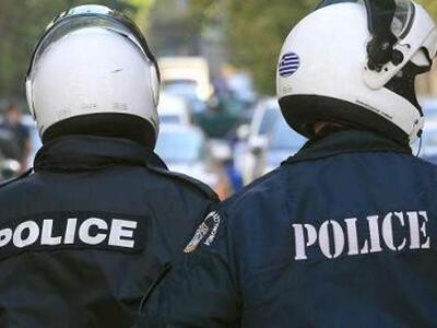 Επιχείρηση... διάρρηξης αυτοκινήτων χθες...