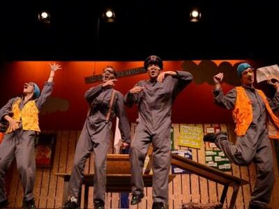 Παρατείνονται οι παραστάσεις της "Φ...