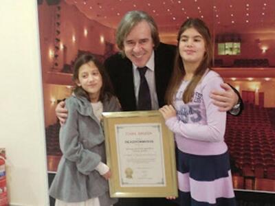 Τα...  παιδιά της ΜΕΘ Παίδων - Οι ζωές π...