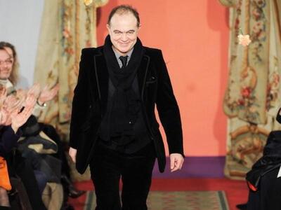 Christian Lacroix: Κυκλοφορεί η βιογραφία του!