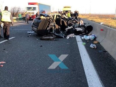 Δύο νεκροί και τρεις σοβαρά τραυματίες σε τροχαίο