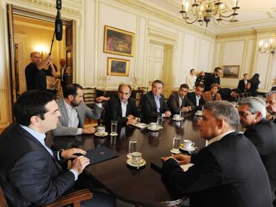 Περιφερειάρχες σε Τσίπρα: Συντονισμός γι...