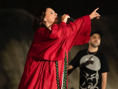 ΛΕΞ: Το σχόλιο του Netflix για τη Χαρούλα Αλεξίου