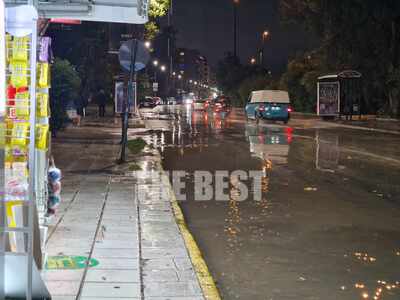 Πάτρα: Με τις σκούπες στα χέρια καθαρίζο...