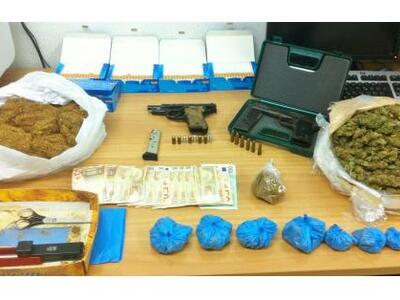 Ξυλόκαστρο: 27χρονος αλλοδαπός έκρυβε όπ...