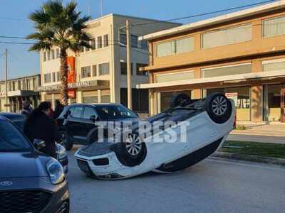 Πάτρα: Ανατροπή αυτοκινήτου στα Μποζαΐτι...