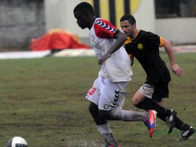 Πανηγύρια και στο βάθος Ολυμπιακός - Η Π...