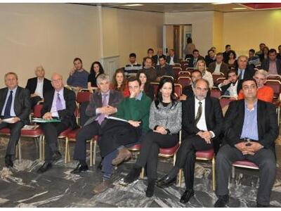 Forum Ανάπτυξης 2013: Σύμπραξη Επιμελητη...