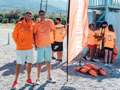 Patras Lifeguards - Γιώργος και Κώστας Μ...