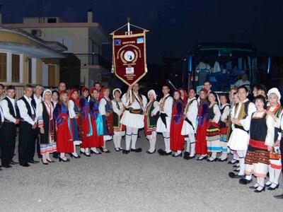 Στη Ρουμανία τα χορευτικά  του Παγκαλαβρυτινού 