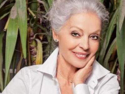 Μαρία Αλιφέρη:"Δεν προσδοκώ από μια...