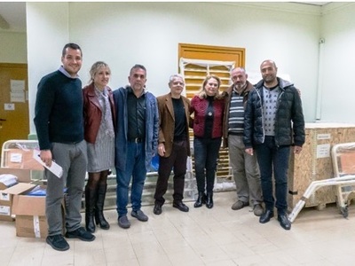 Στιγμιότυπο από την παράδοση του ιατρικο...