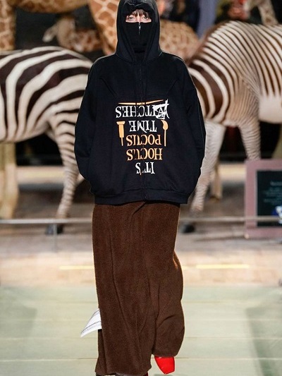 VETEMENTS