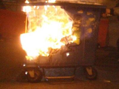 Πάτρα: Φωτιά σε κάδους απορριμμάτων