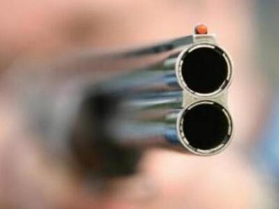 Ηλεία: Αναστάτωσε τη γειτονιά με τους πυ...