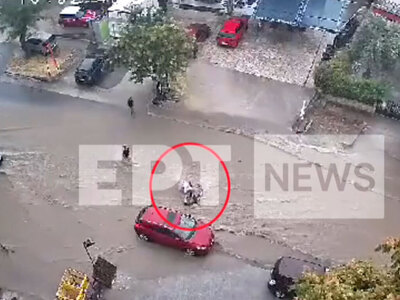 Θεσσαλονίκη: Καρέ καρέ η παράσυρση γυναί...