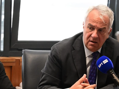 Το παρασκήνιο πίσω από τις παραιτήσεις Β...