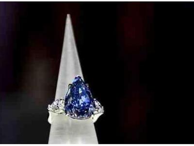 Για 23,79 εκατ. δολάρια πωλήθηκε το μπλέ διαμάντι