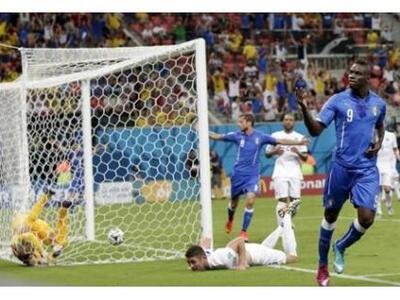Ιταλία - Αγγλία 2 - 1 στο Μουντιάλ της Βραζιλίας