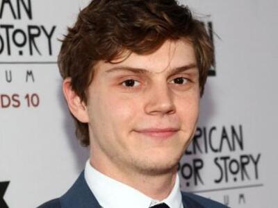 Ο Evan Peters στην οικογένεια των ‘X-Men’