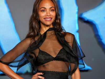 Η Ζόε Σαλντάνα «εκθρόνισε» τη Σκάρλετ Γιόχανσον