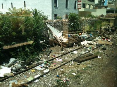 Πάτρα: Βρώμα και δυσωδία επικρατεί στον ...