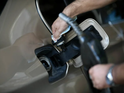 Βενζινοπώλες: Το 30% των καυσίμων που δι...