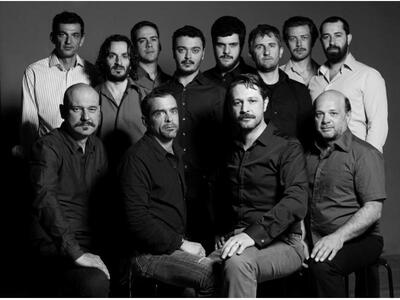 «Οιδίπους τύραννος» αποκλειστικά με άνδρ...