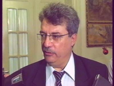 «Χάνει μόνο  με… τροχαίο  ο Δημαράς»