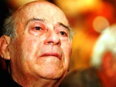 Επίτιμο μέλος της Εταιρείας Ελλήνων Σκην...