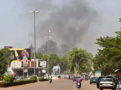 Μακελειό στη Μπουρκίνα Φάσο: 115 νεκροί ...