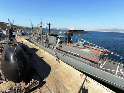 H φρεγάτα «ΕΛΛΗ» σώζει ναυαγό μετά από τ...