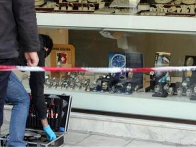 Ναύπακτος: Ριφιφί σε κοσμηματοπωλείο