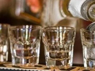 Η κατανάλωση αλκοόλ είναι επικίνδυνη για...