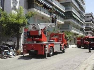 Πάτρα: Έβαλαν φωτιά ανάμεσα σε πολυκατοικίες! 