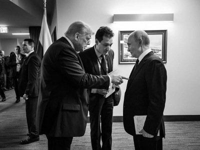 Official White House Photo by Daniel Torok