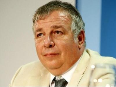 O Γερουλάνος ζητά τον αποκεφαλισμό του Μ...