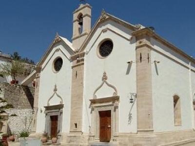 «Καμπάνα» μισού εκατ. ευρώ σε μοναστήρι ...