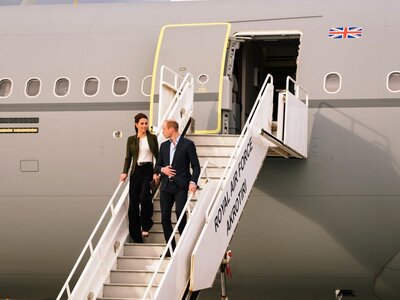 Επίσκεψη – αστραπή στη βάση Ακρωτηρίου τ...