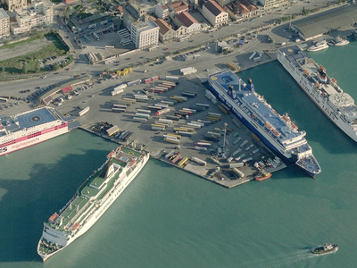 "Ο Παπανδρέου υλοποίησε την δέσμευσ...