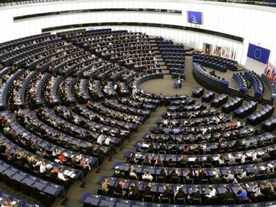 Στο Ευρωπαϊκό Κοινοβούλιο Νέων 24 μαθητέ...