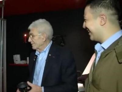 O Γιάννης Μπουτάρης και το σεξ - Έδωσε σ...