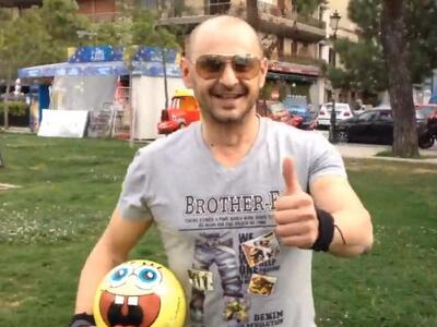 Πάτρα: Ο Λευτέρης Ανδριόπουλος σούταρε τ...