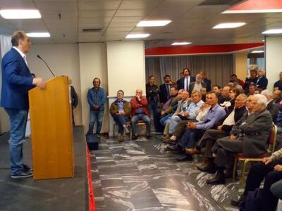 Πλήθος πατρινών ανταποκρίθηκε στην ομιλί...