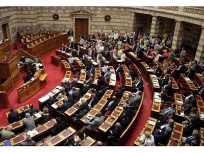 Πληρώνουμε 1,5 εκ. το μήνα για τις συντά...